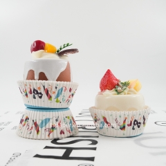 Multi pattern cupcake liners