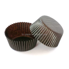 Brown translucent cake paper liners