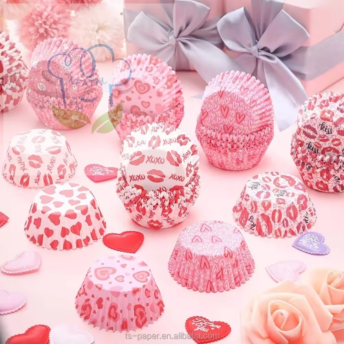 Valentine's Day design cupcake liners