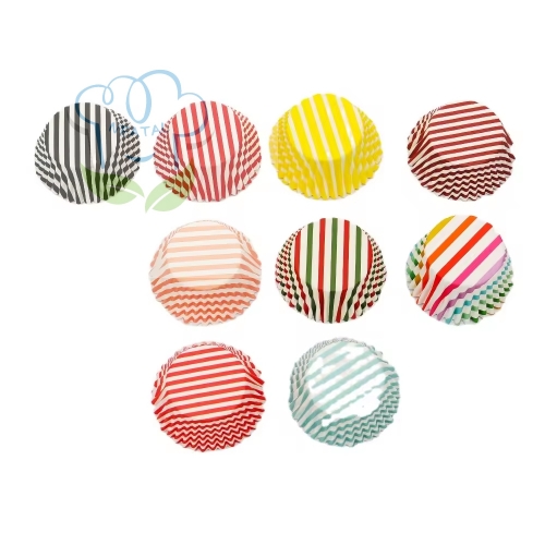 Stripe pattern cupcake liners