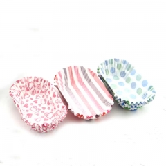 Boat pattern with belt cupcake wrappers